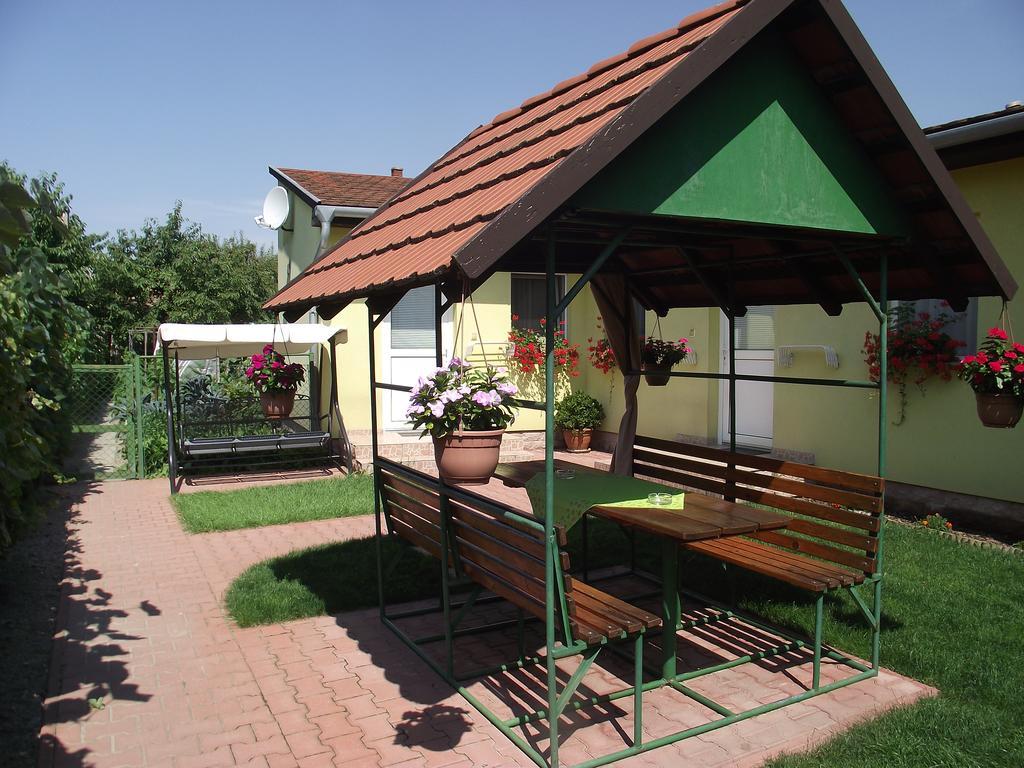Kaszas Garden Apartment